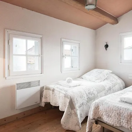 Maison Typique 'etrille' Proche Du Marche Et De La *